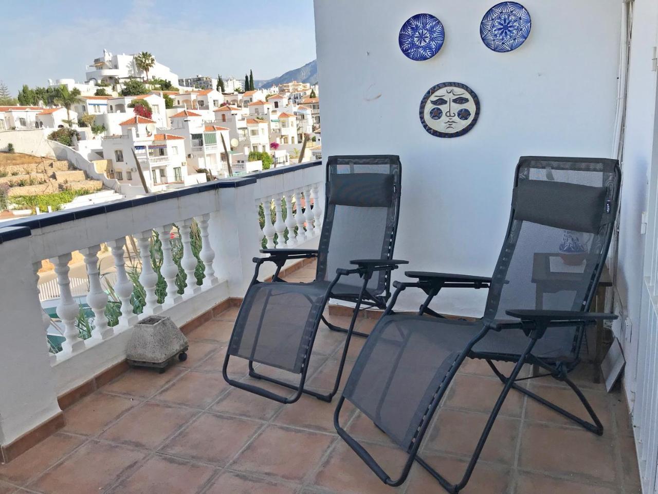 Apartment Burriana Nerja Exterior foto